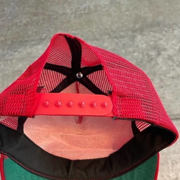 Vintage The Sports Center Nike Puma Script New Era USA Red Snapback Hat 80s 90s - Picture 6 of 9